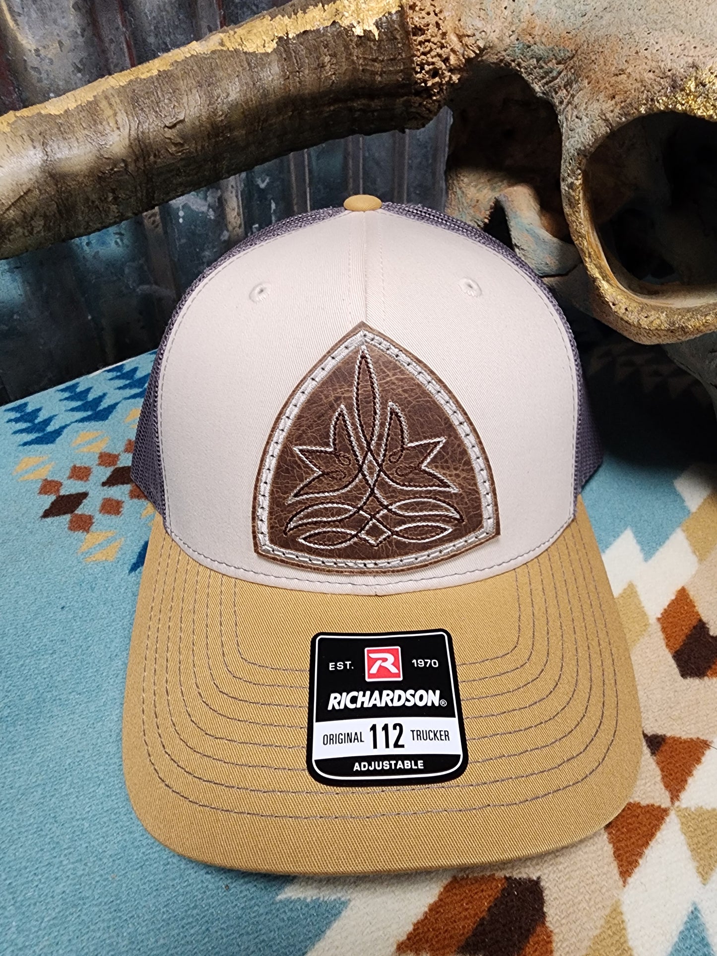 Mink beige/charcoal/amber gold Richardson 112