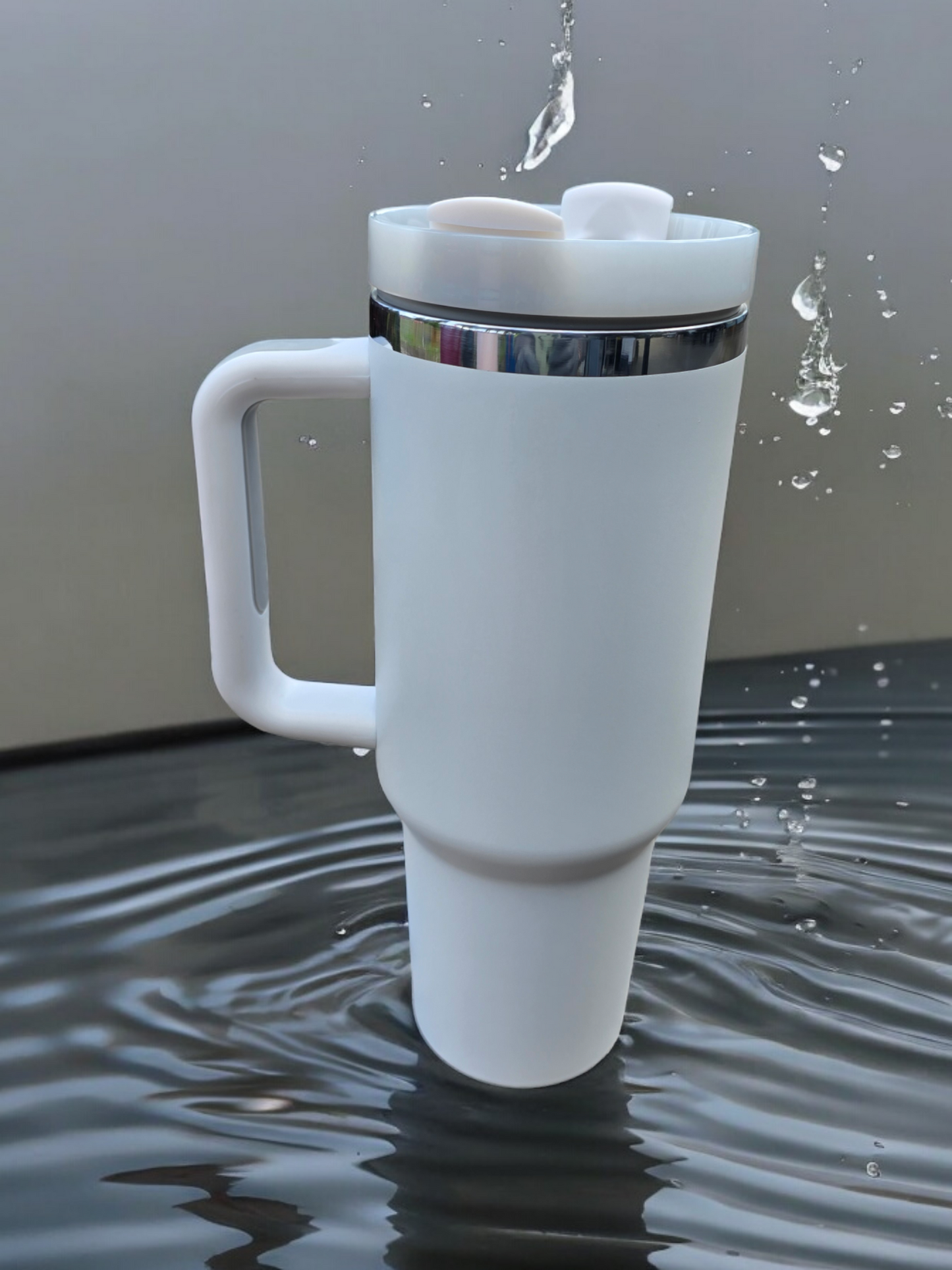 Powder Coated Chrome Plated 40 Ounce Travel Mug With Handle