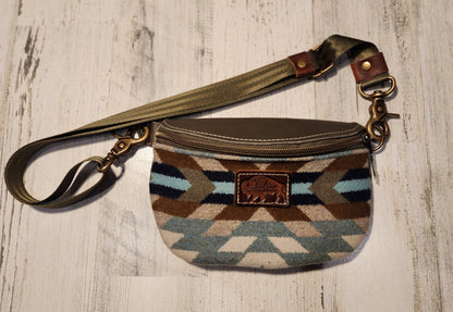 Rancho Arroyo Shale Cross body