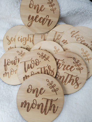 Baby Milestone Wood Circles