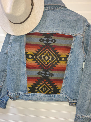 Large Pueblo Dwelling Charcoal