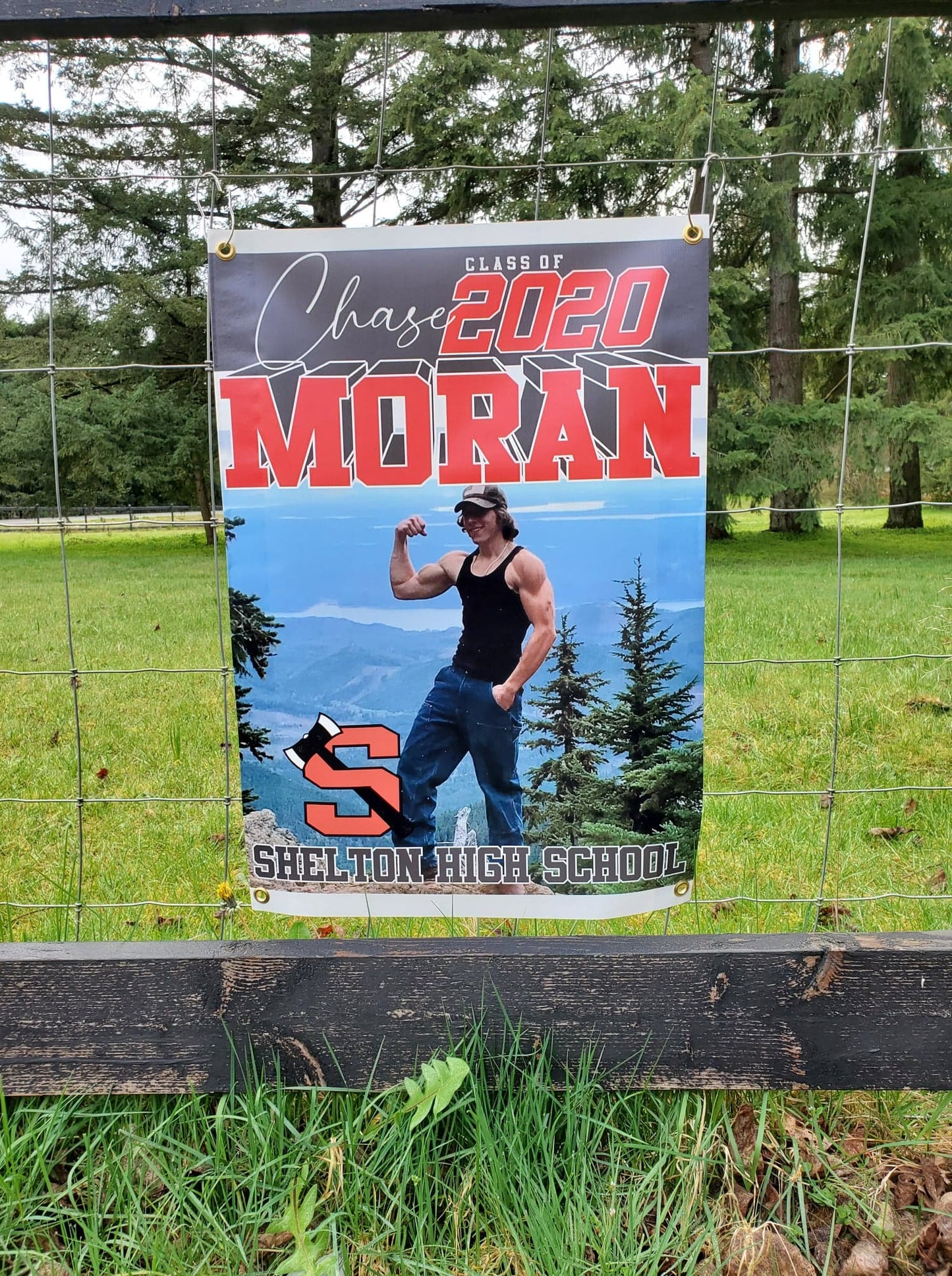 20x30  Senior Banner